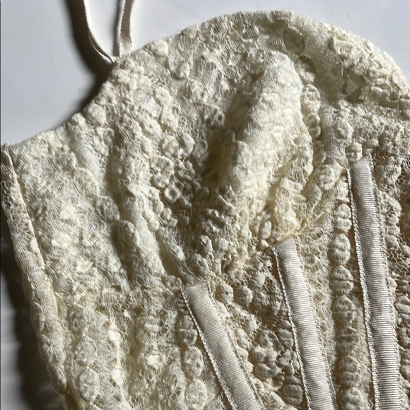 L’Academie Maxime Ivory Corset Top Sz XS - Picture 5 of 10